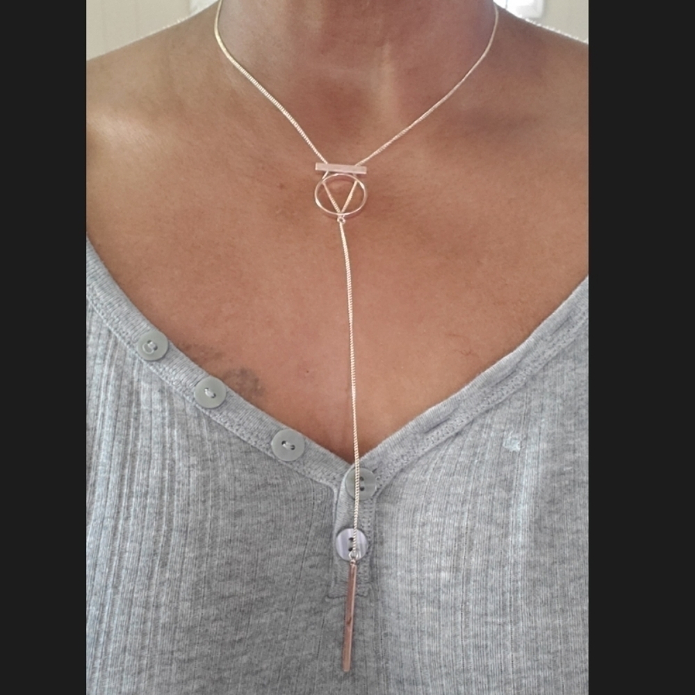 Andante Bar Circle Lariat Necklace Large